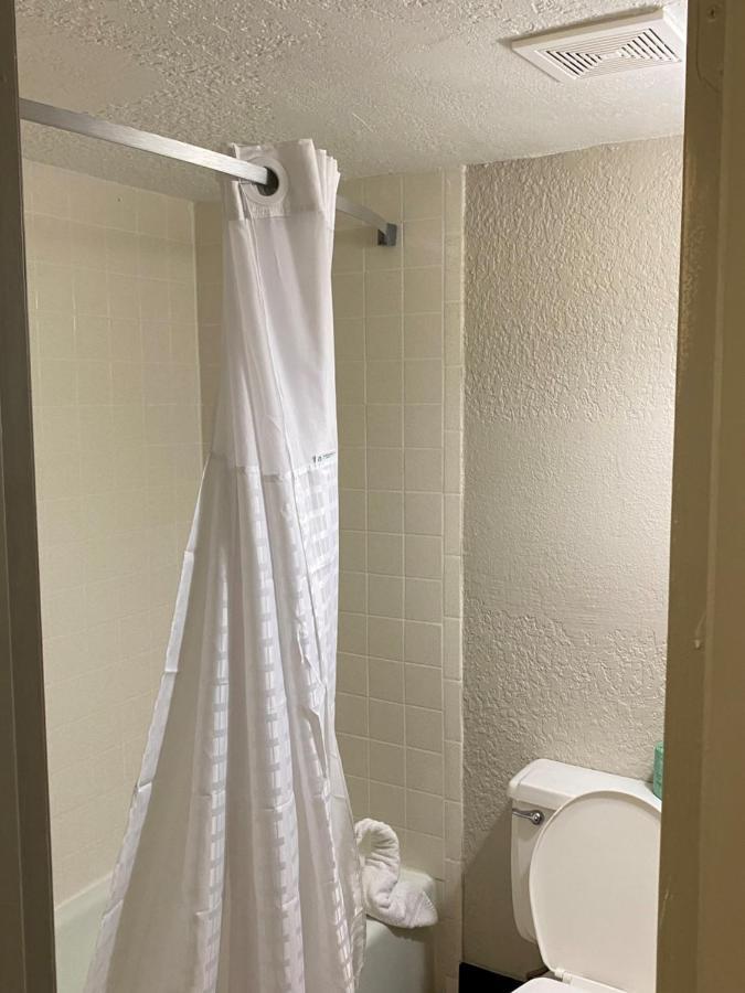 Days Inn By Wyndham Fort Pierce Midtown Eksteriør bilde