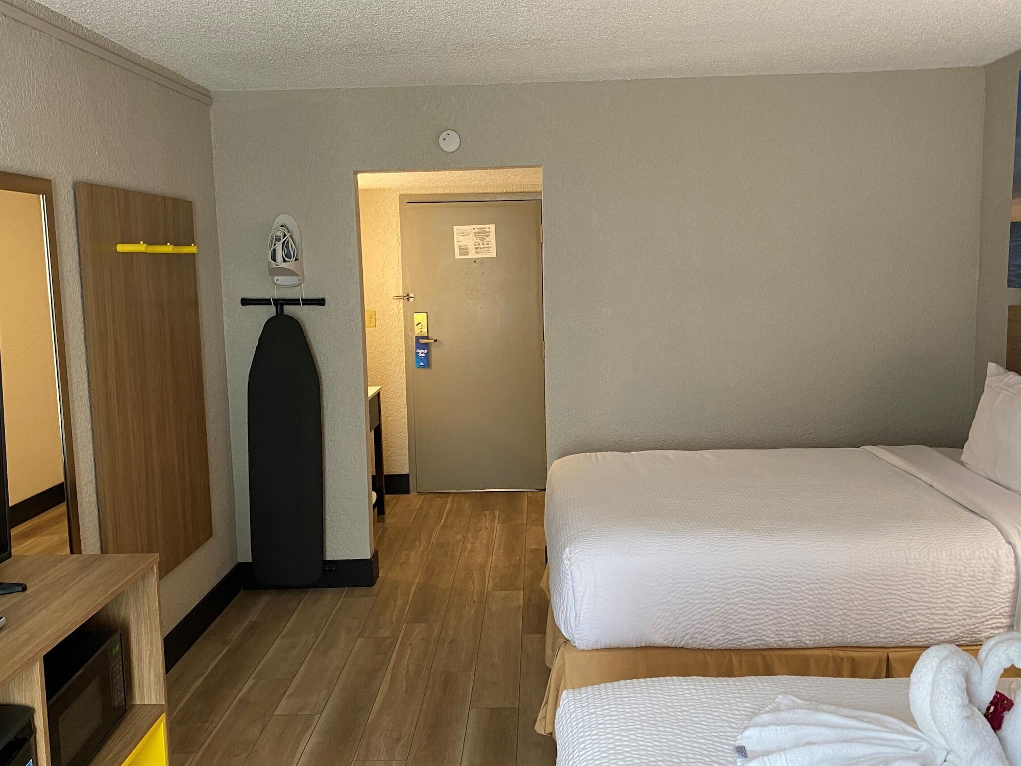 Days Inn By Wyndham Fort Pierce Midtown Eksteriør bilde