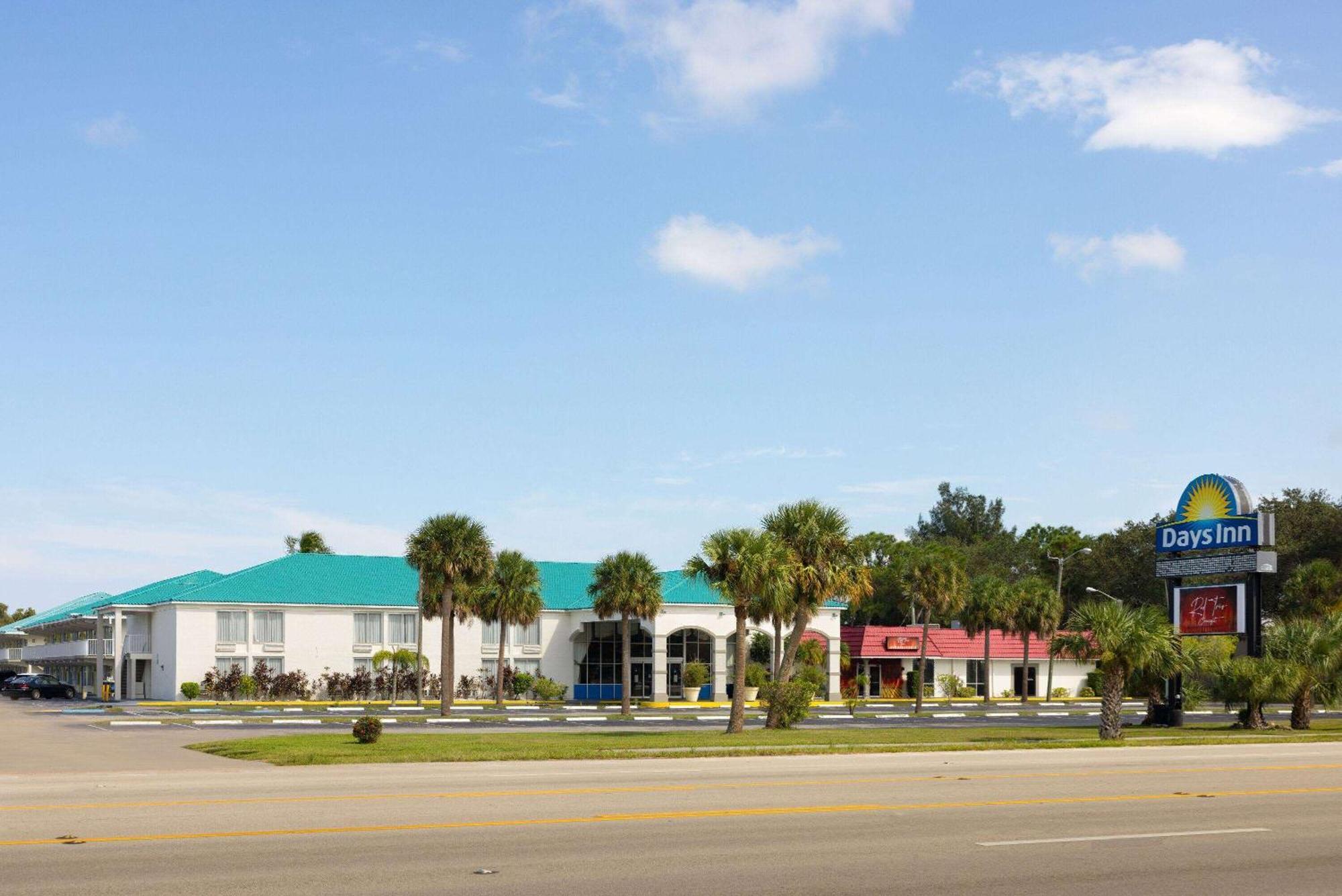 Days Inn By Wyndham Fort Pierce Midtown Eksteriør bilde