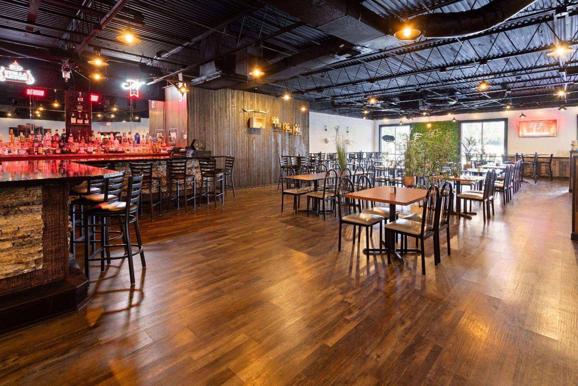 Days Inn & Suites By Wyndham Fort Pierce Midtown Eksteriør bilde