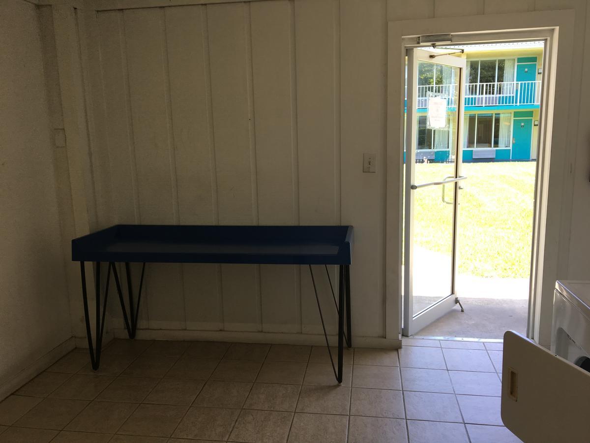 Days Inn By Wyndham Fort Pierce Midtown Eksteriør bilde